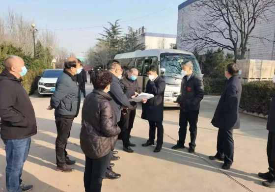 安陽市委副書記、市長(zhǎng)高永深入集團(tuán)公司援建文峰區(qū)方艙隔離點(diǎn)改建項(xiàng)目實(shí)地調(diào)研